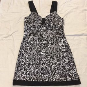 Olivia Matthews Black and white Dress $ Price Drop